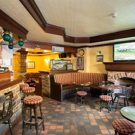 Larkin'S Pub, Restaurant, And B&B Milltown  Exterior foto